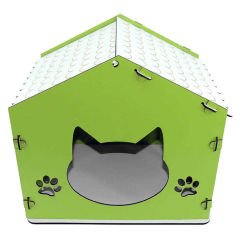 İşlemeli Ahşap Kedi Kulübesi